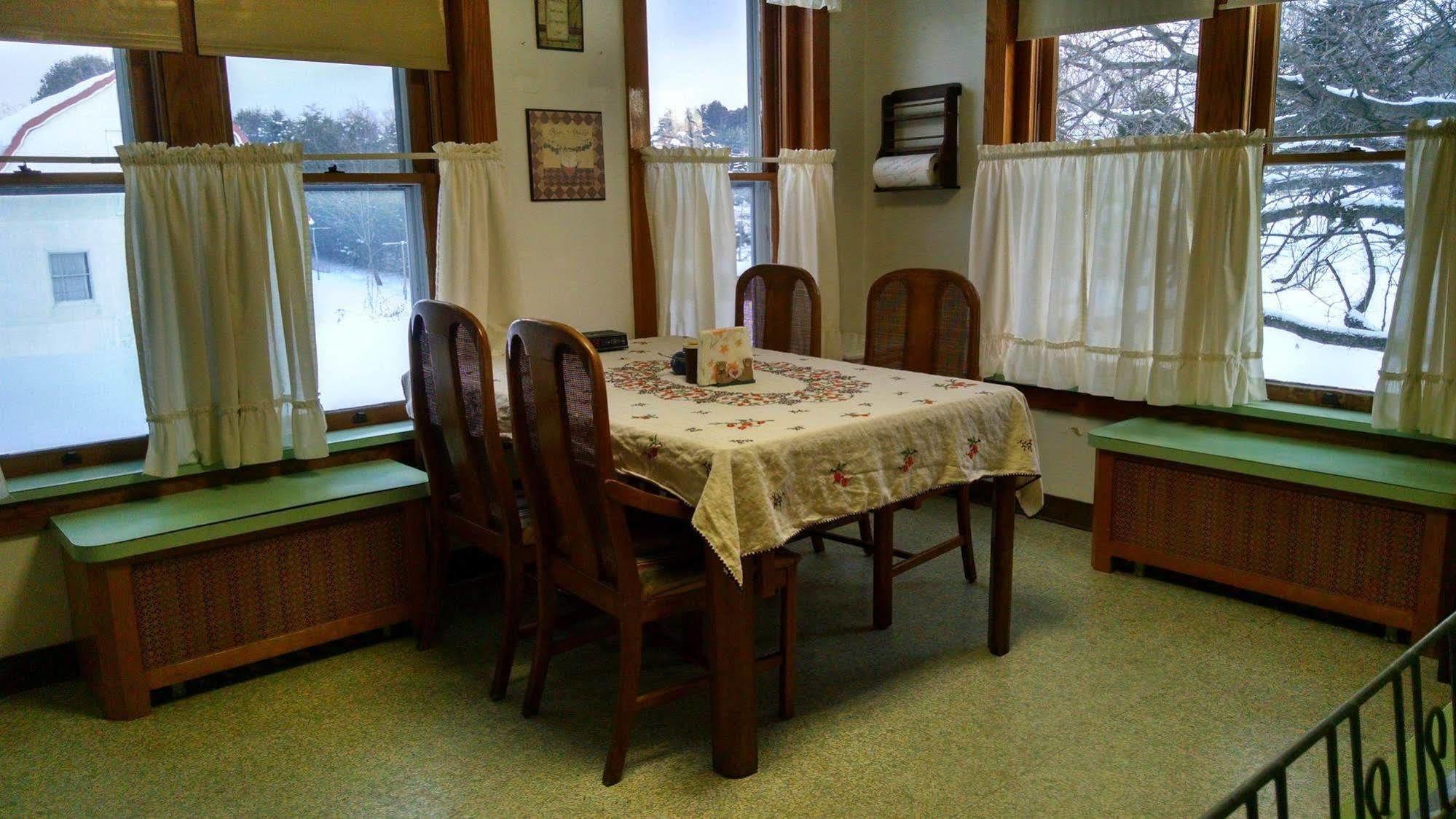 Fish & Loaves Bed And Breakfast Numidia Exteriör bild
